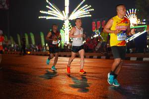 BIB: 2126, 40464, 204
                            <button type="button" onclick="openModal(16176345)" class="btn btn-primary btn-sm float-right btn-popup" data-toggle="modal" data-target=".modal-high-quality">
                        <i class="fas fa-shopping-cart"></i> Add to Cart
                    </button>
                                            <button type="button" onclick="isThisMe(16176345, true)" class="btn btn-success btn-sm float-right btn-popup btn-isme hidden" data-toggle="tooltip" data-placement="bottom" title="นี่คือรูปของคุณใช่ไหม คลิกที่นี่เพื่อเอาเข้าอัลบั้ม">
                        <i class="fas fa-plus"></i> Add to album
                    </button>
                    <button type="button" onclick="isThisMe(16176345, false)" class="btn btn-warning btn-sm float-right btn-popup btn-isnotme hidden">
                        <i class="fas fa-ban"></i> Remove from album
                    </button>